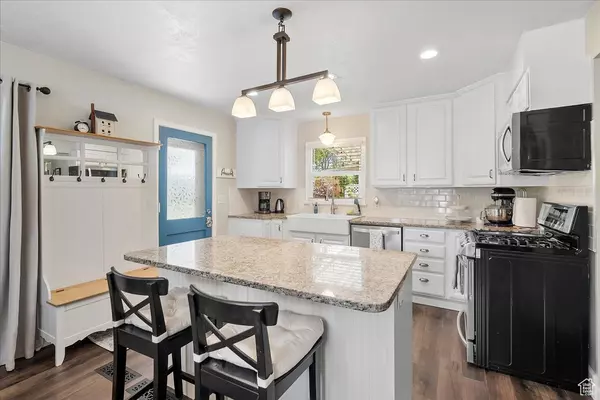South Ogden, UT 84403,5203 CHAMBERS ST