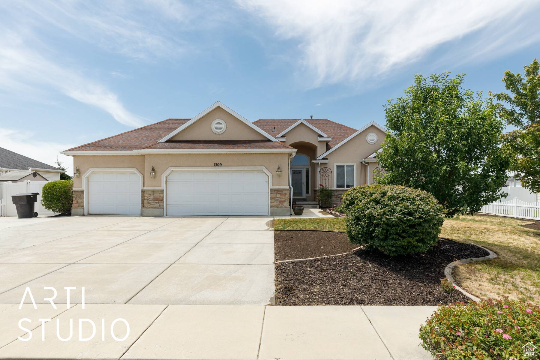 1209 N 1120 W, Clinton, UT 84015