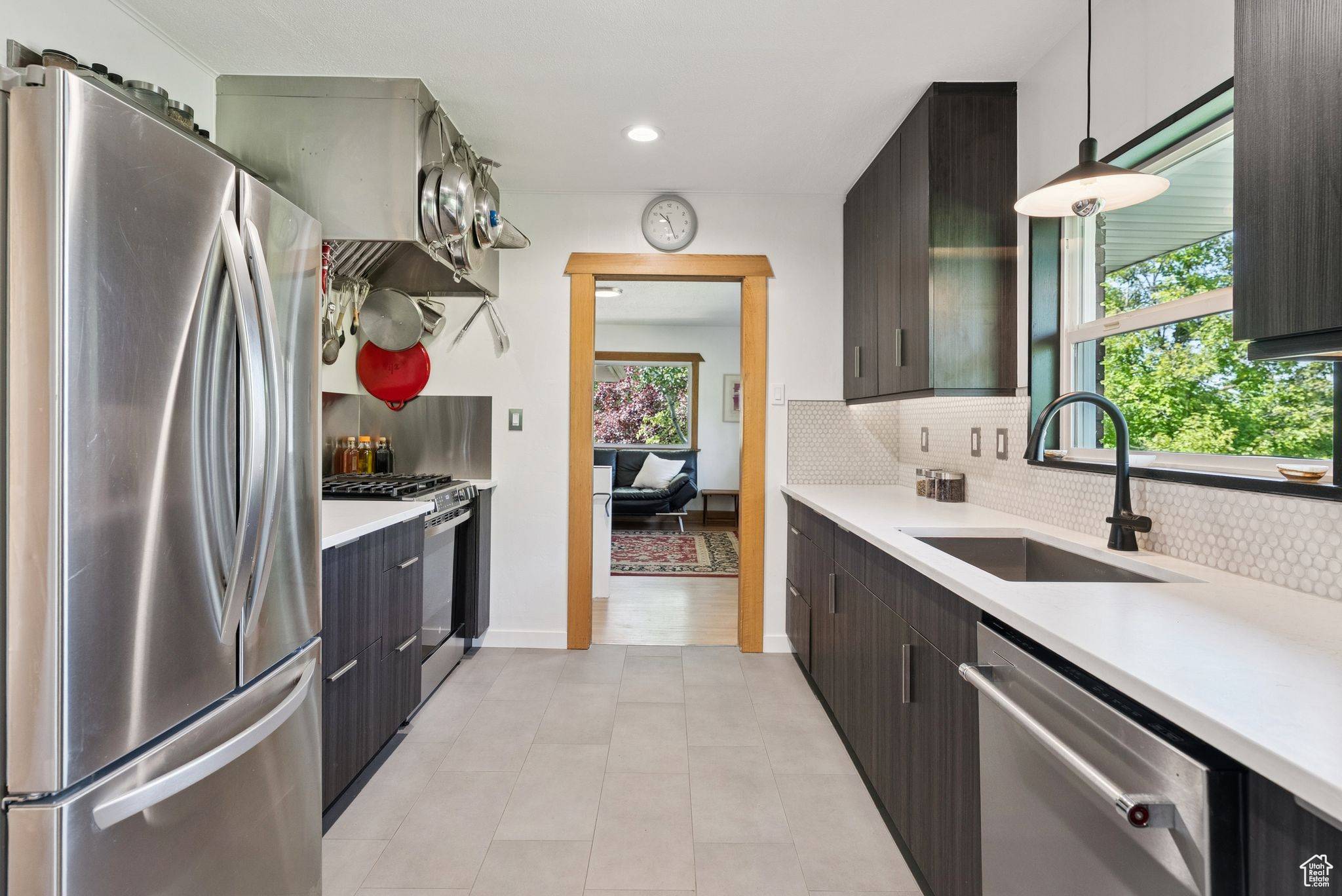1527 E EMERSON AVE S, Salt Lake City, UT 84105