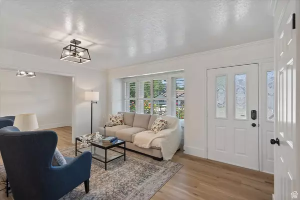 Murray, UT 84107,5760 S SURREYRUN RD E