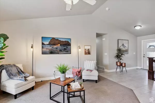 Layton, UT 84040,1592 E MAPLE WAY S