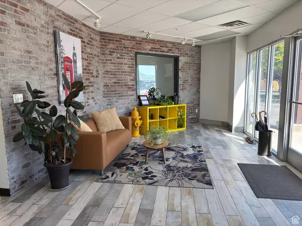 South Salt Lake, UT 84115,3530 S MAIN ST