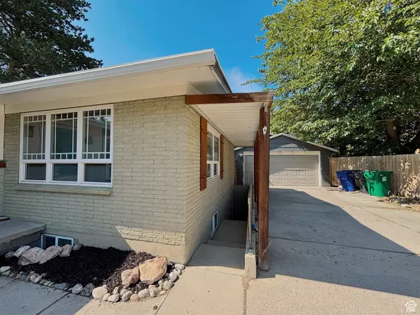 Cottonwood Heights, UT 84121,2057 E CASTLE HILL AVE