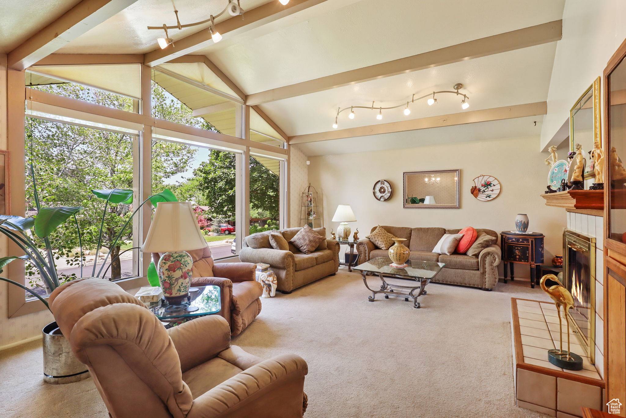 8531 S TREASURE MOUNTAIN DR, Sandy, UT 84093