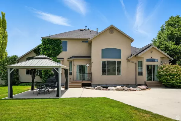 South Jordan, UT 84095,3072 W CURRENT CREEK DR
