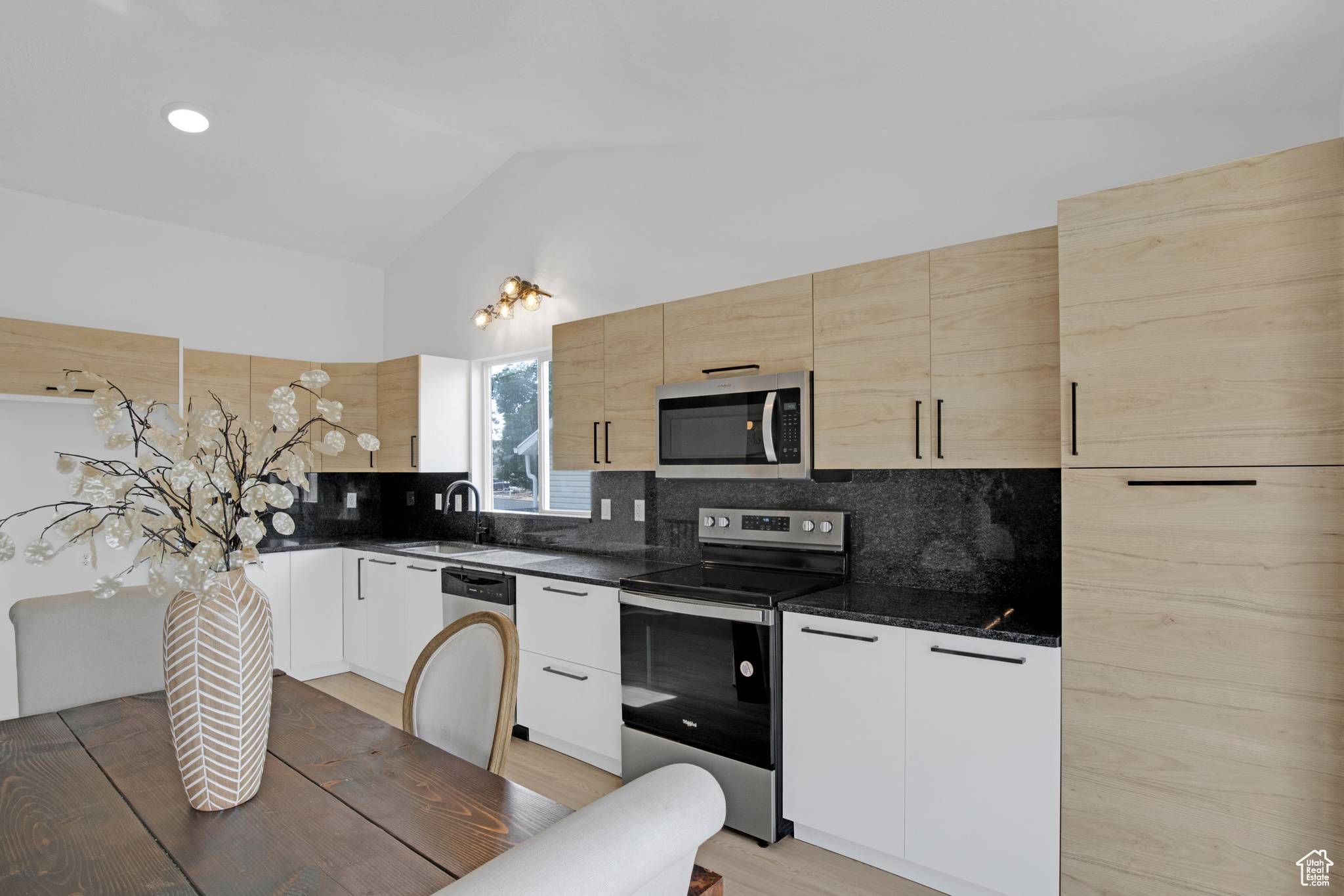 Tooele, UT 84074,504 W 550 S