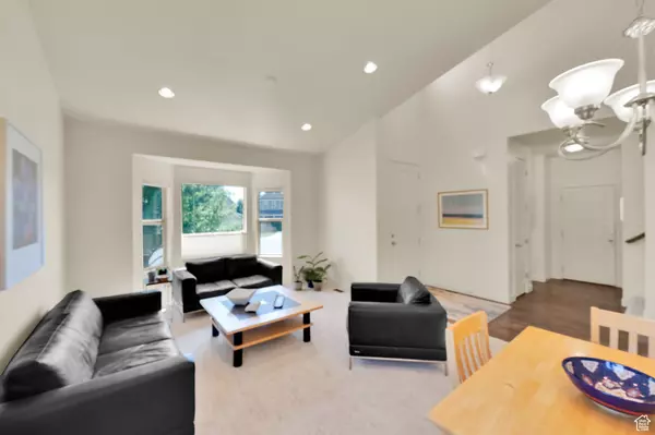 Pleasant Grove, UT 84062,379 S 375 E