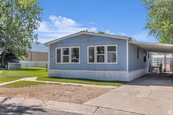 Layton, UT 84040,935 E 3000 N #10