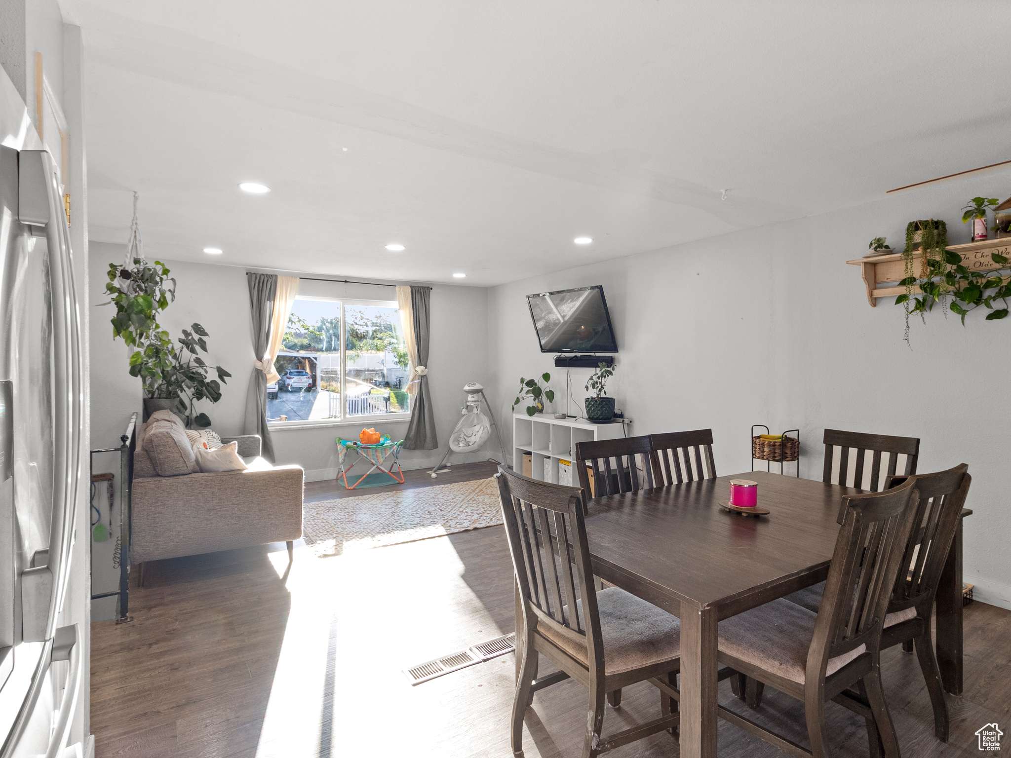 Salt Lake City, UT 84118,6097 S TROWBRIDGE W