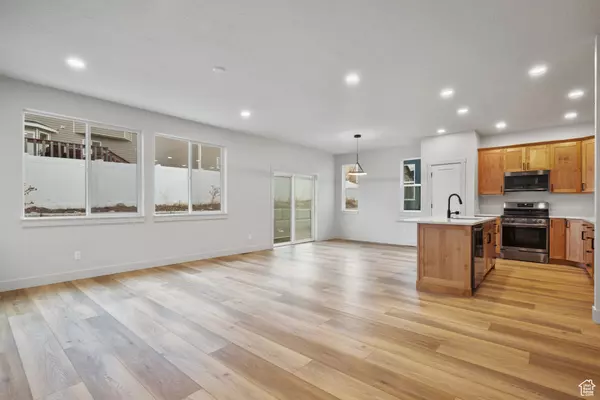 West Valley City, UT 84128,6317 W CAPE RIDGE LN