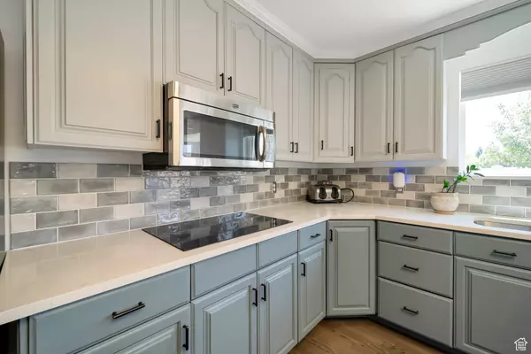 Bluffdale, UT 84065,14588 S 3200 W W