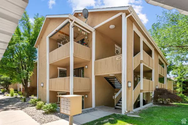 Cottonwood Heights, UT 84047,1289 E RIDGE MEADOW LN S #8S