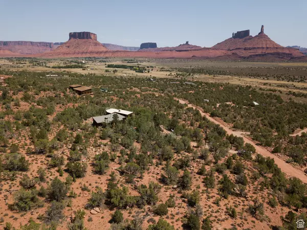 Castle Valley, UT 84532,343 TAYLOR LN