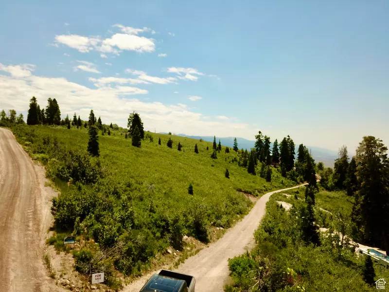 23280 N HILLSIDE DR DR E #J24, Fairview, UT 84629