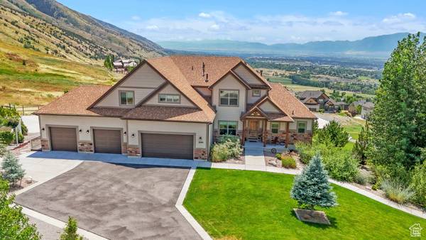 2330 E MEADOW LARK LN, North Logan, UT 84341
