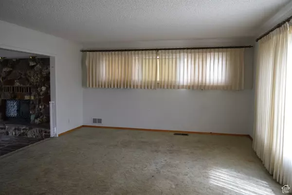 East Carbon, UT 84520,519 EDGEHILL PL