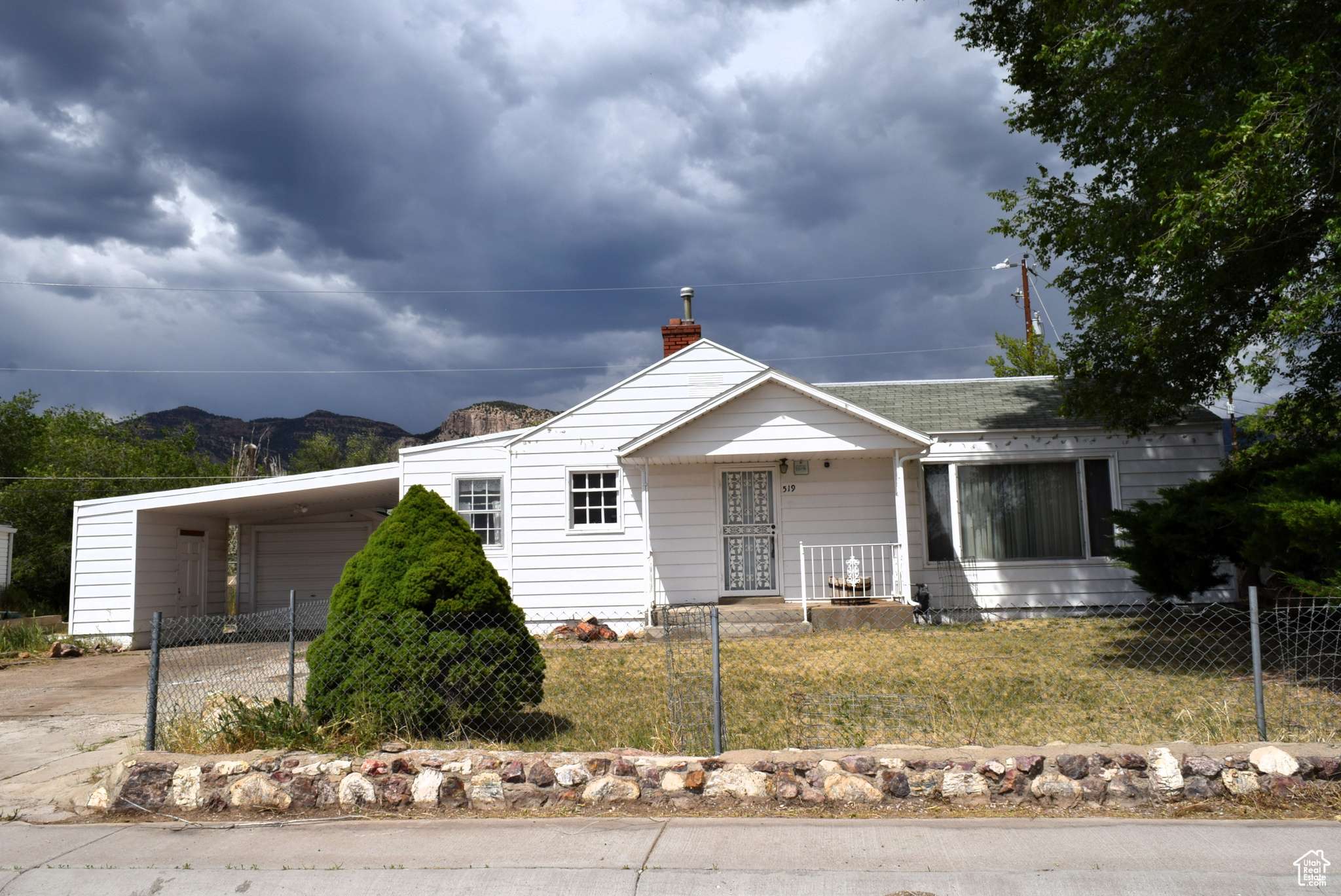 519 EDGEHILL PL, East Carbon, UT 84520