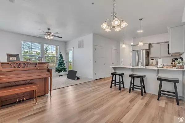 Lehi, UT 84043,1382 N 3650 W #V101