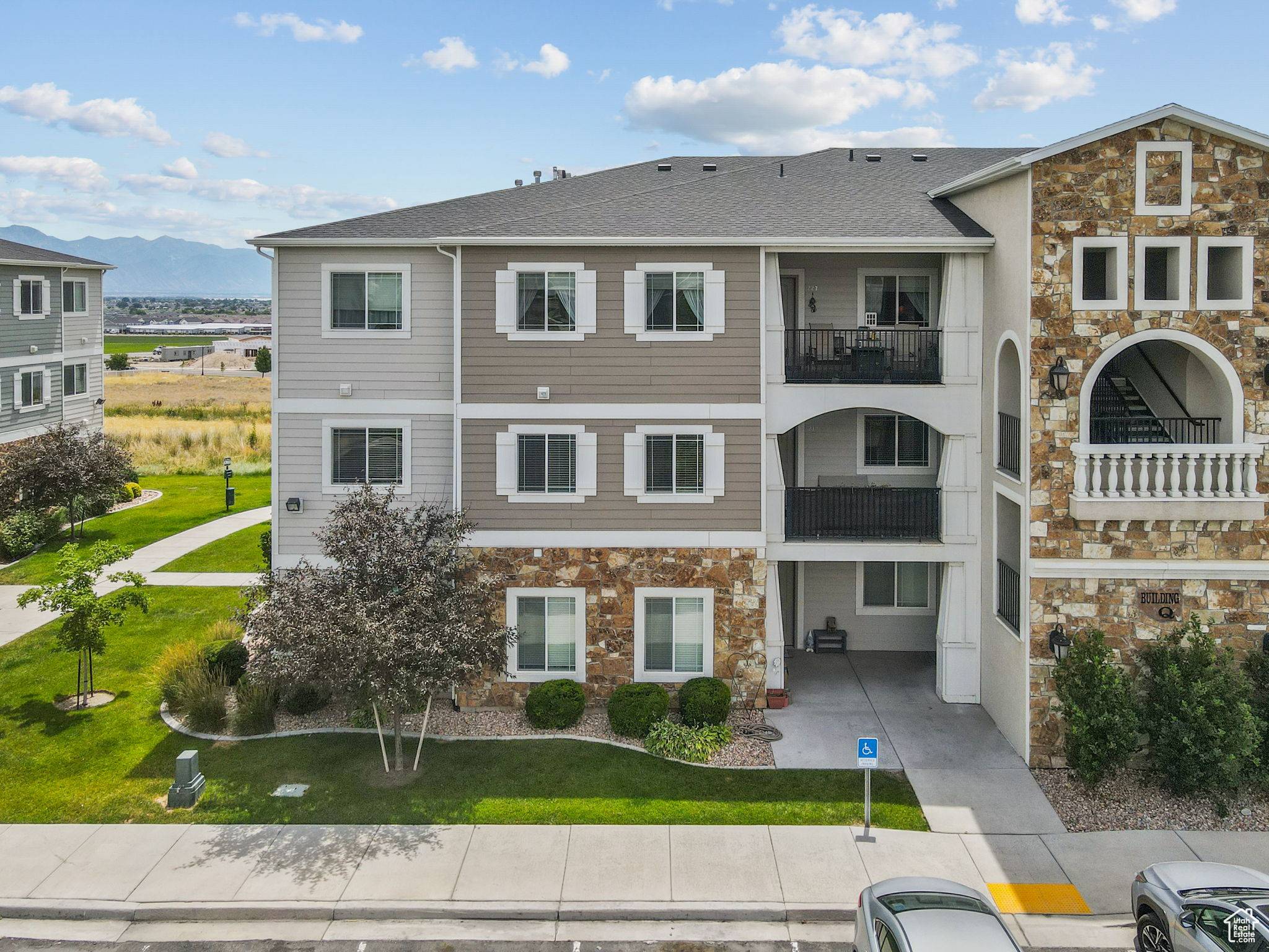 217 W RIDGE RD, Saratoga Springs, UT 84045