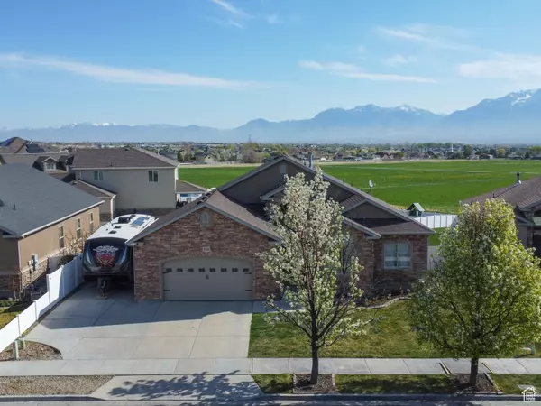 12339 S BLACKFOOT ST W, Riverton, UT 84096