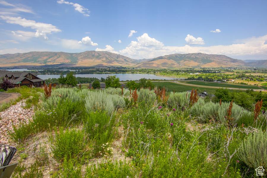6839 E SUMMIT PEAK CIR #48, Huntsville, UT 84317