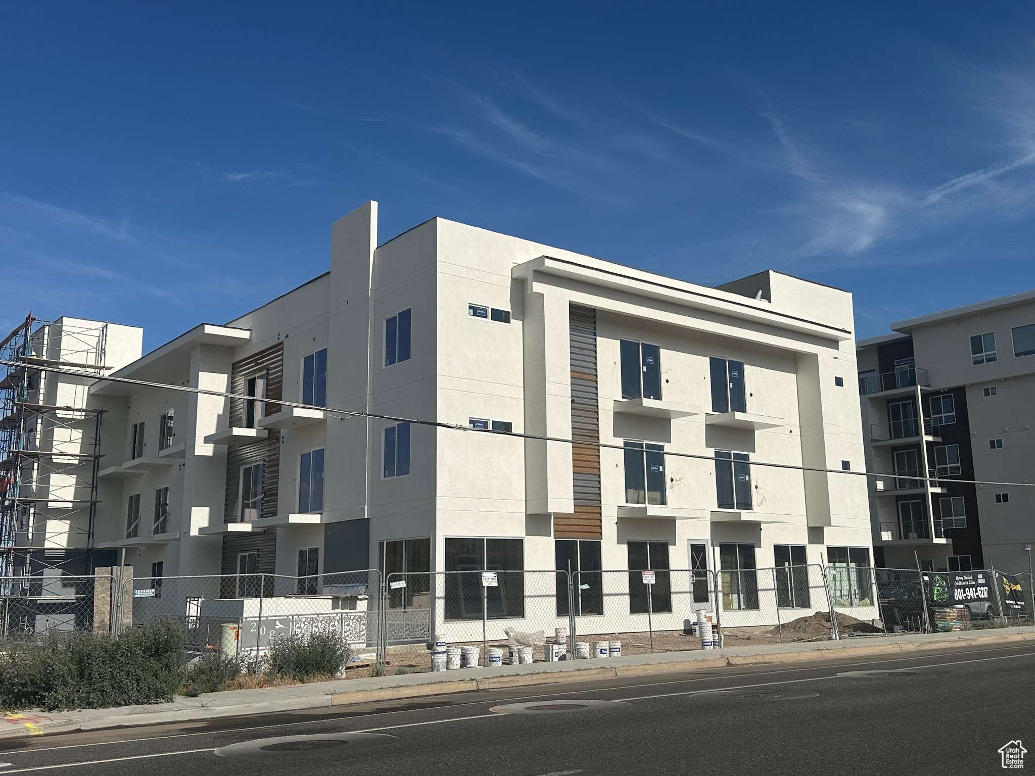 2085 N MAIN ST N #102, Sunset, UT 84015
