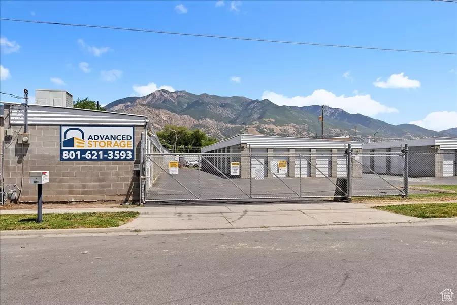 3272 STEPHENS AVE, Ogden, UT 84401
