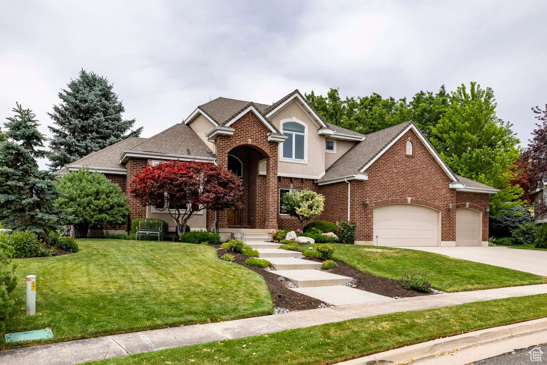 999 S FAIRWAY CIR, Fruit Heights, UT 84037