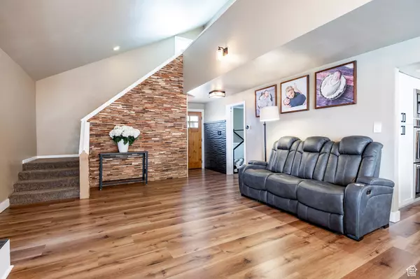 Bountiful, UT 84010,534 E 1400 S