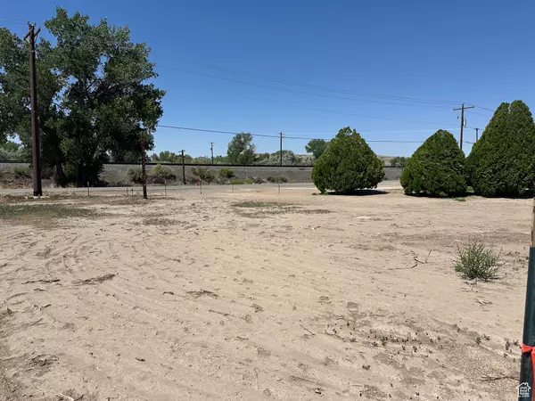 455 E GREEN RIVER AVE E #1,  Green River,  UT 84525