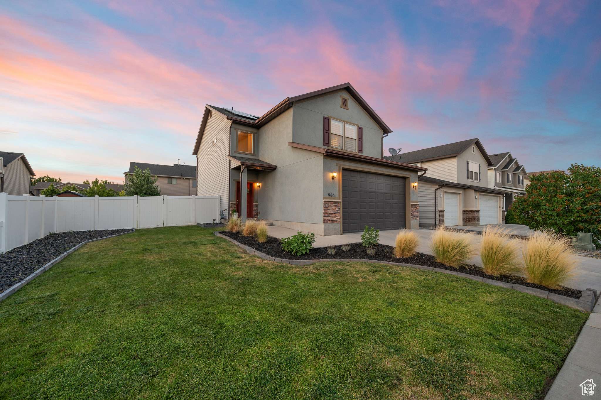 North Salt Lake, UT 84054,986 W FARNHAM DR