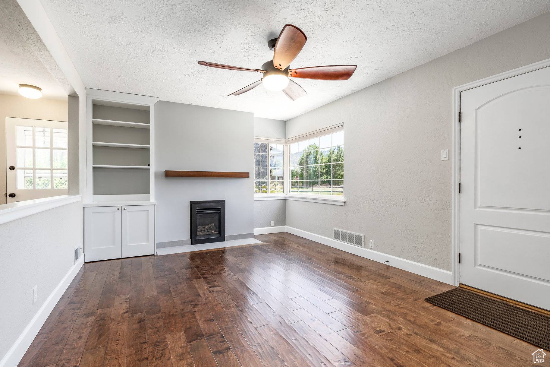 Salt Lake City, UT 84108,2071 E WESTMINSTER AVE S