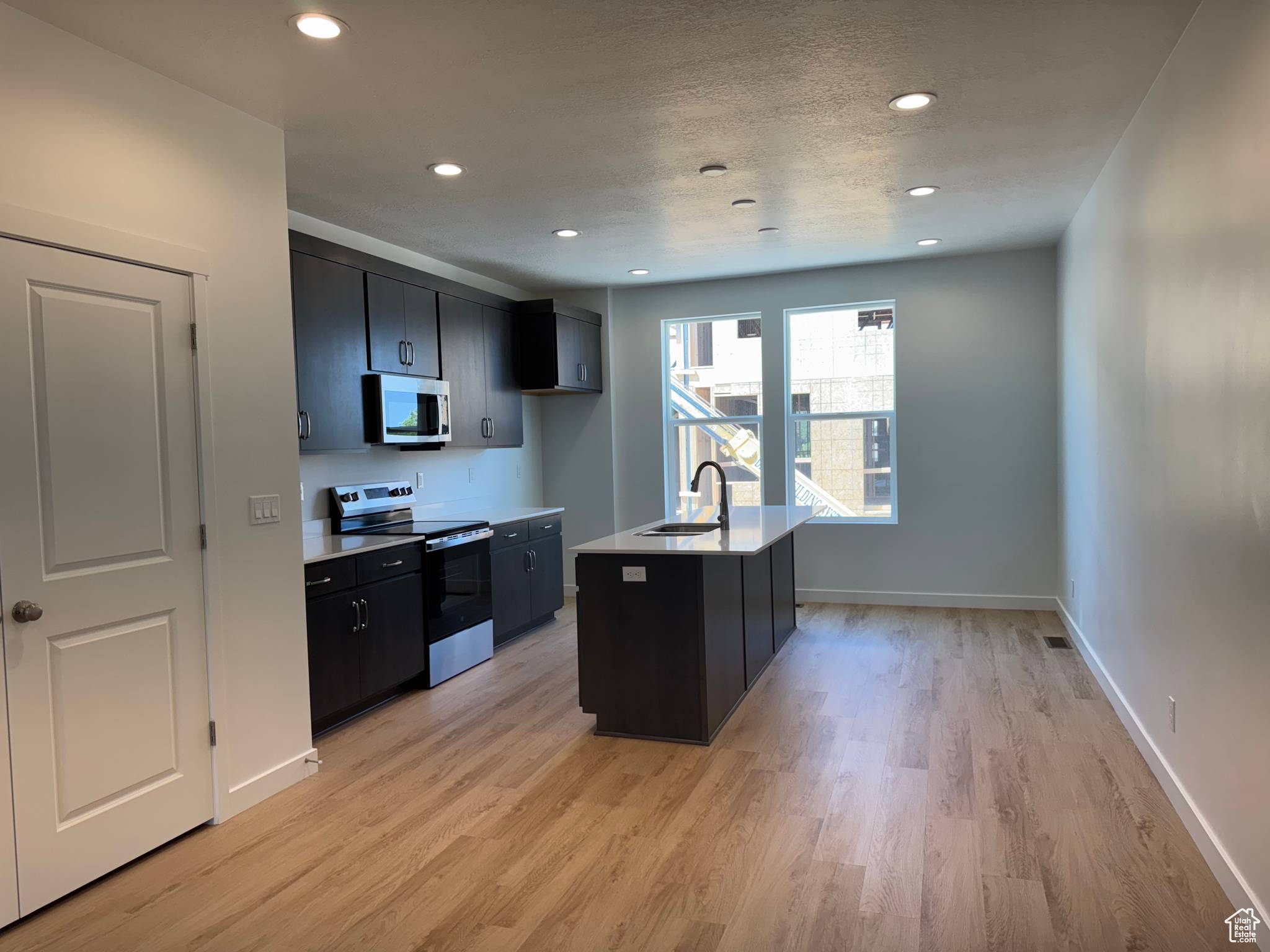 Layton, UT 84041,1460 N 1875 W #148