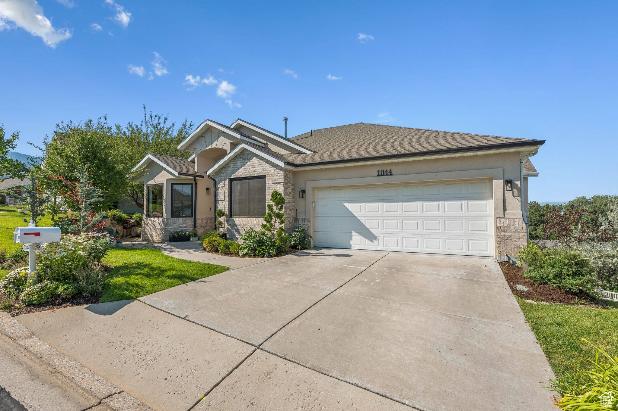 Bountiful, UT 84010,1044 S TERRACE DR E