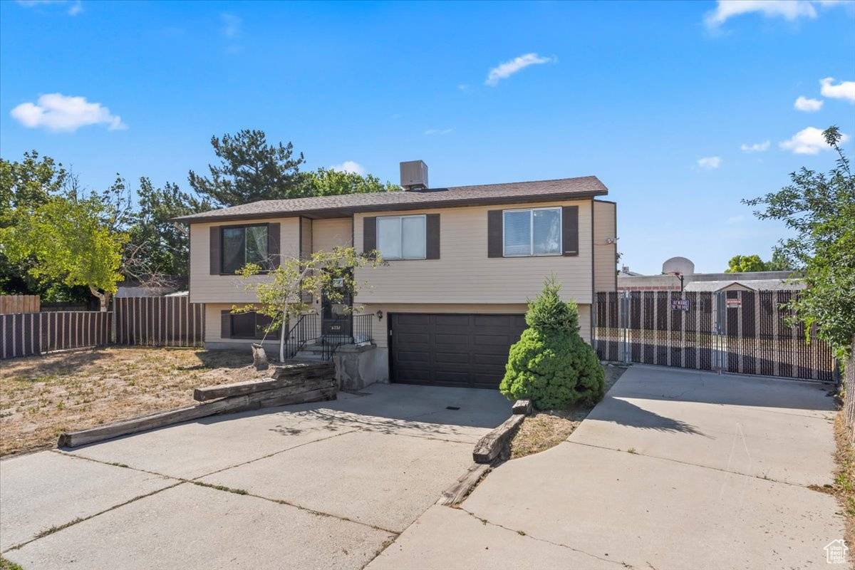 Salt Lake City, UT 84118,5987 S SALEM CIR