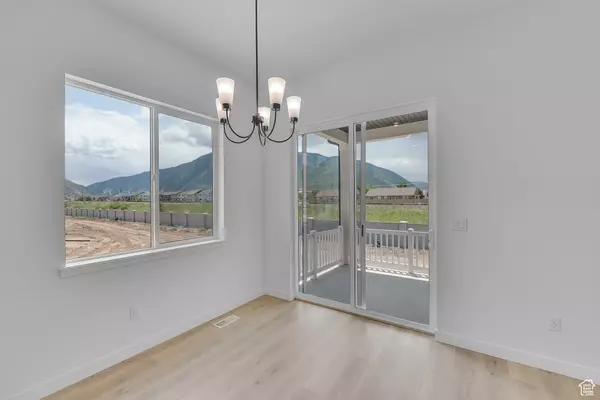 Spanish Fork, UT 84660,3176 E CANYON MEADOWS DR #213