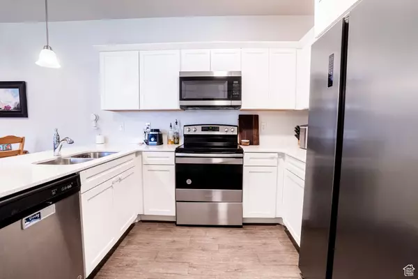 Lehi, UT 84043,3722 W 1440 N #F202