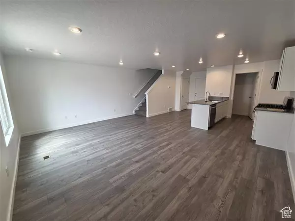 Saratoga Springs, UT 84045,71 N CARPENTER LN #1815
