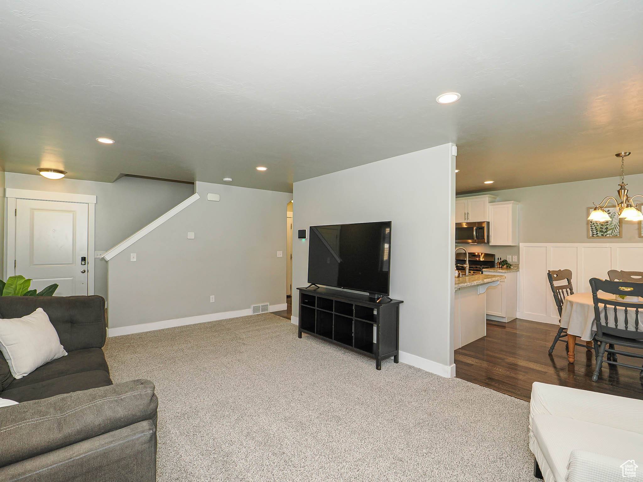 Herriman, UT 84096,5229 W ARMADA WAY