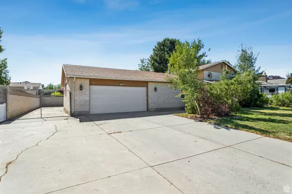 West Jordan, UT 84084,6924 S 2160 W