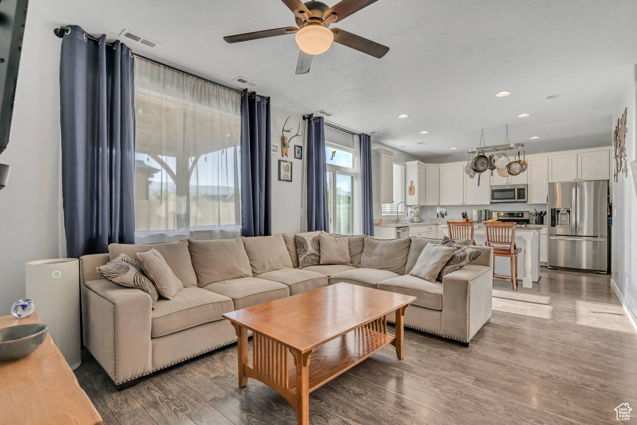North Salt Lake, UT 84054,1046 W STONEHAVEN DR