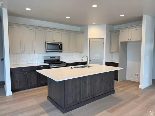 West Point, UT 84015,24 N 3830 W #448