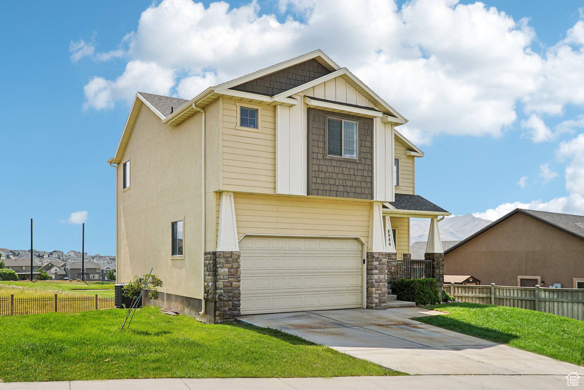 Eagle Mountain, UT 84005,8986 N BARTON CREEK DR