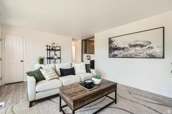 West Valley City, UT 84128,6348 W 3860 S