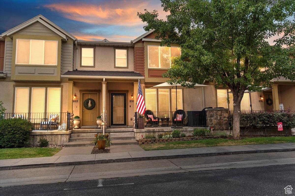 898 W WILLOW GREEN WAY, Farmington, UT 84025
