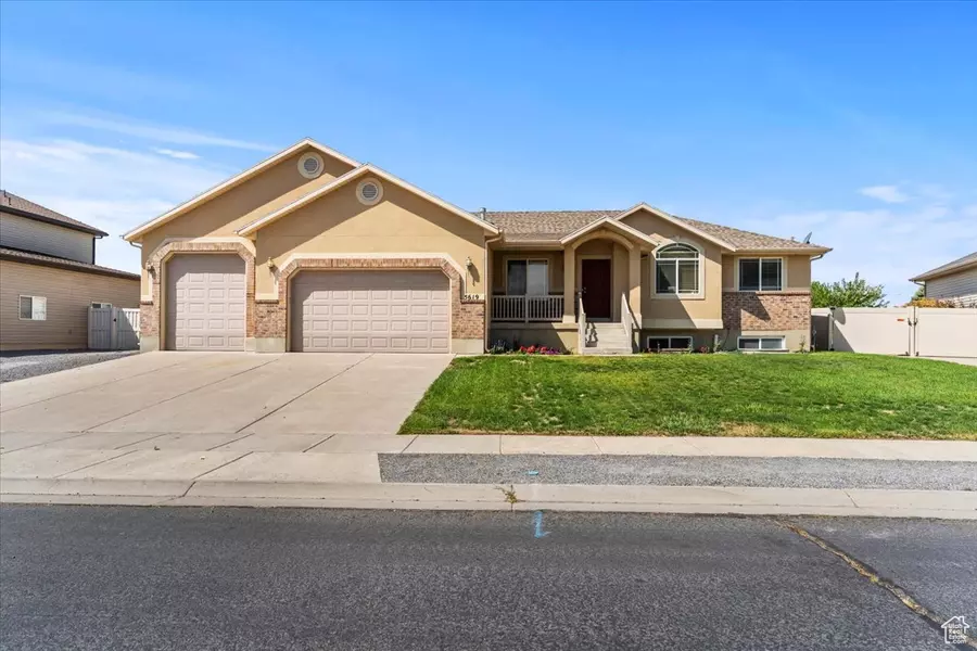 5619 S 4525 W, Hooper, UT 84315