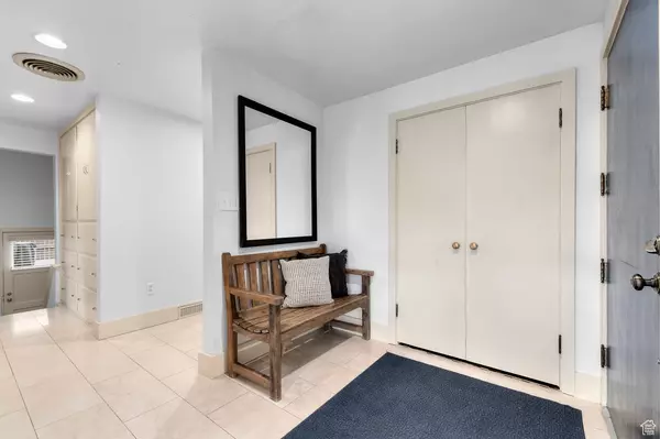 Murray, UT 84107,4719 S RAINBOW DR