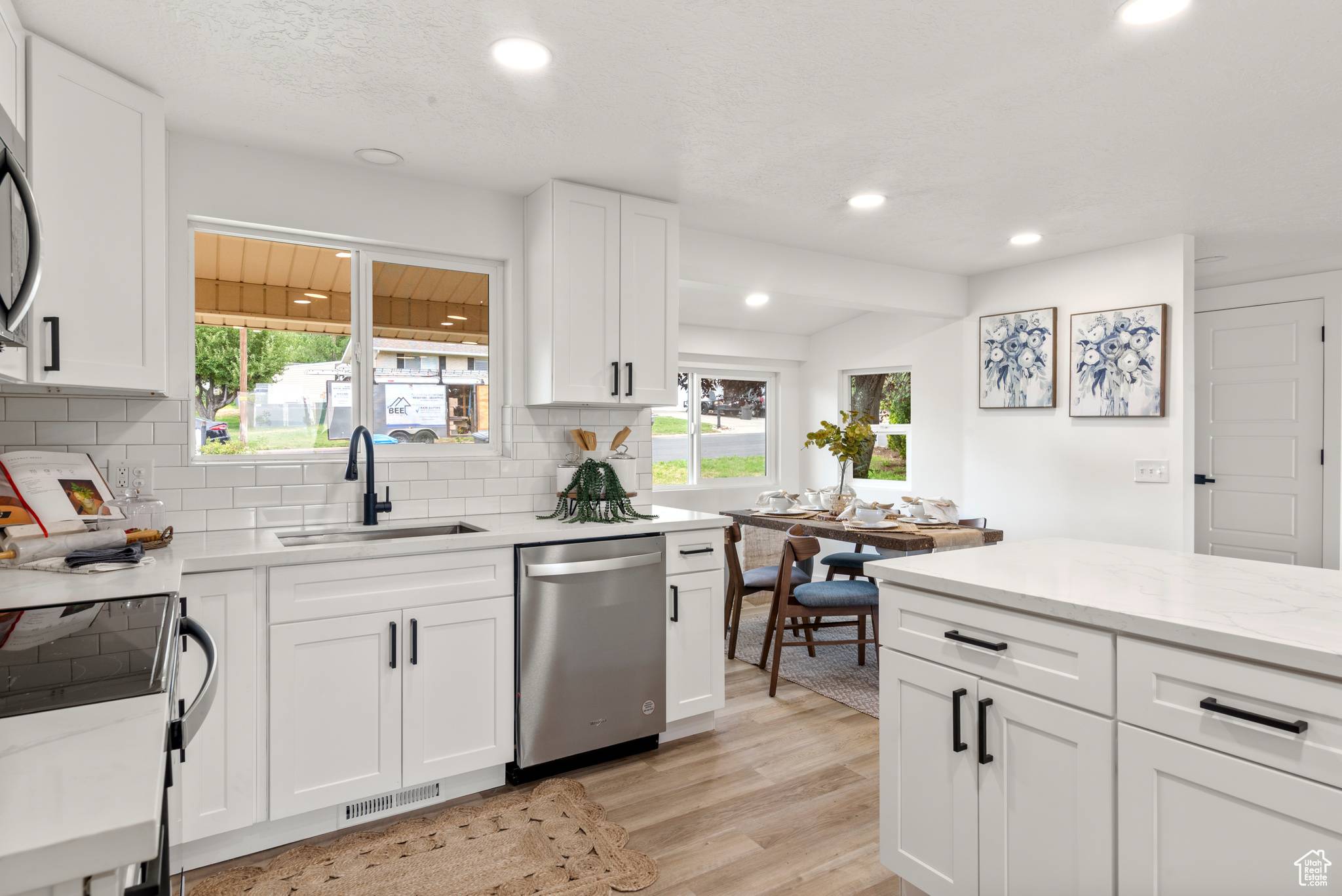 North Ogden, UT 84414,219 E 3050 N
