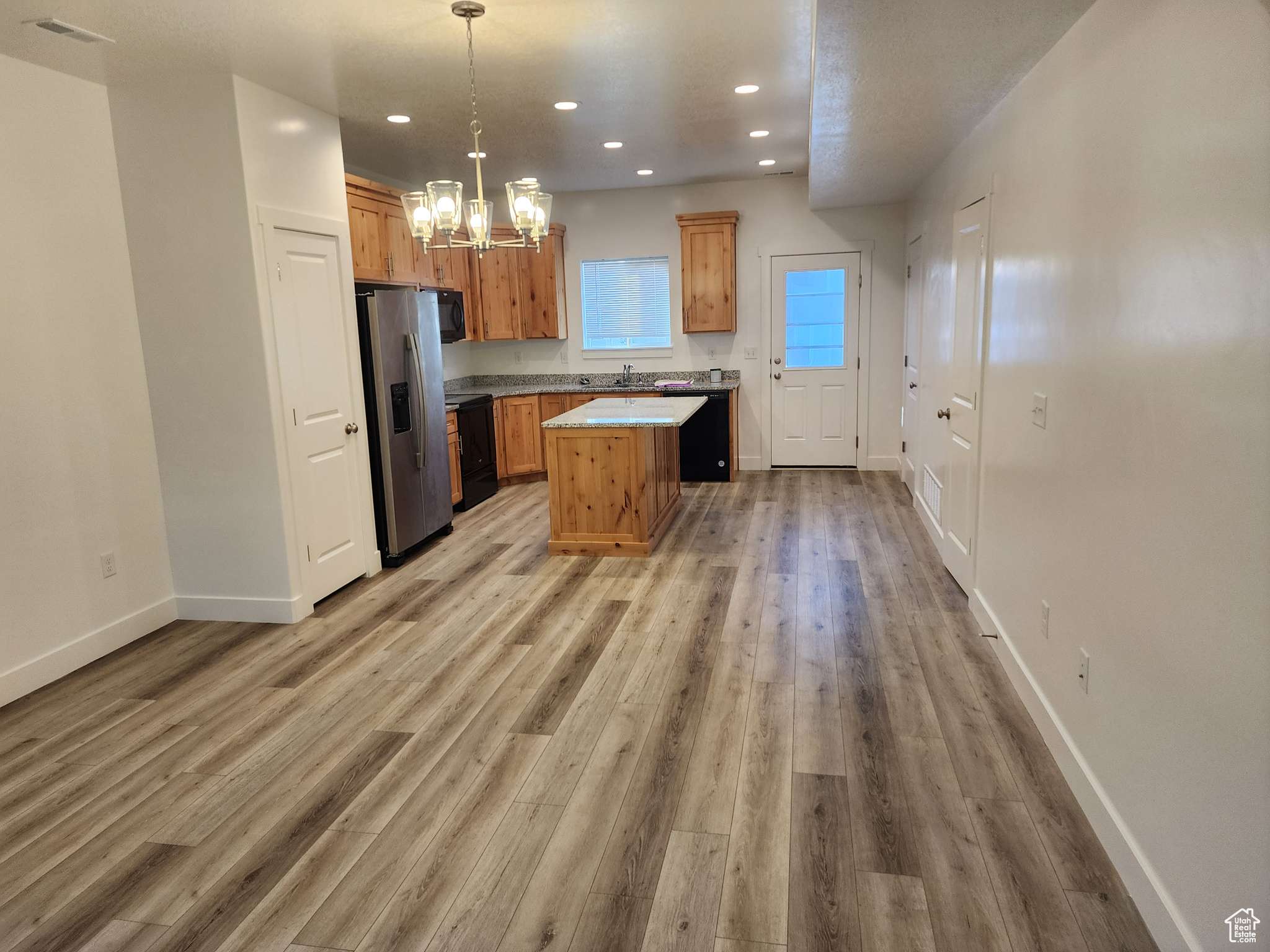 South Ogden, UT 84403,318 E 3800 S
