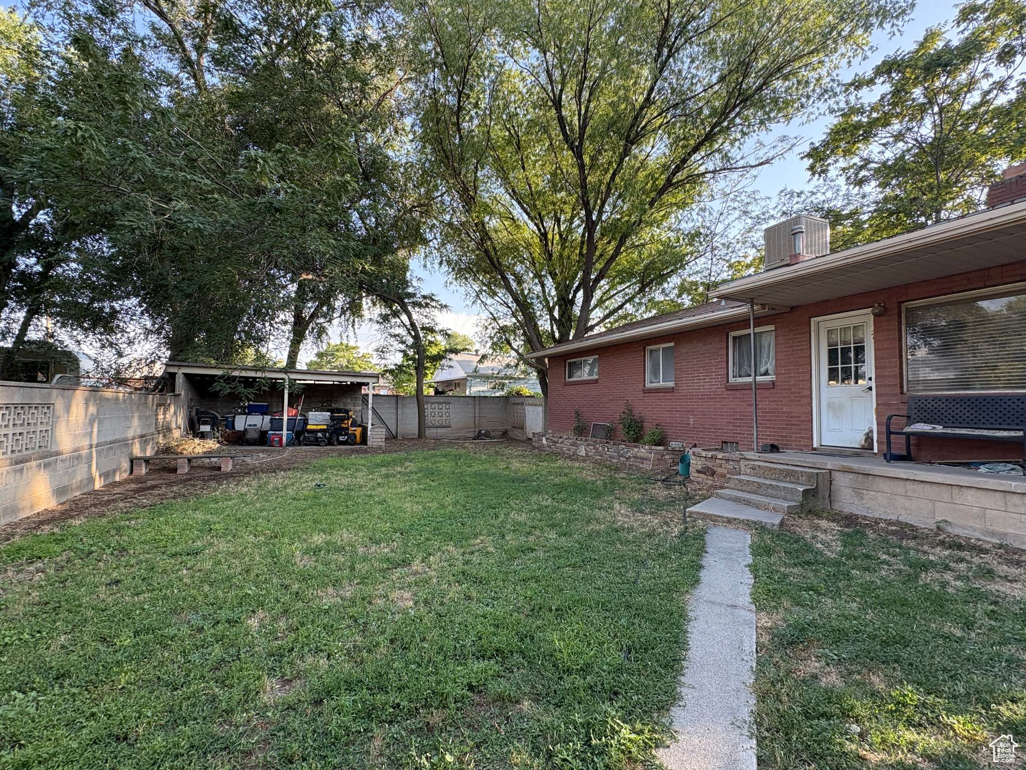 West Jordan, UT 84088,8383 S 2200 W